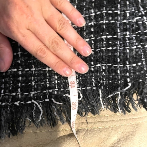 BOUCLE Dress 🤍 - Picture 9 of 10